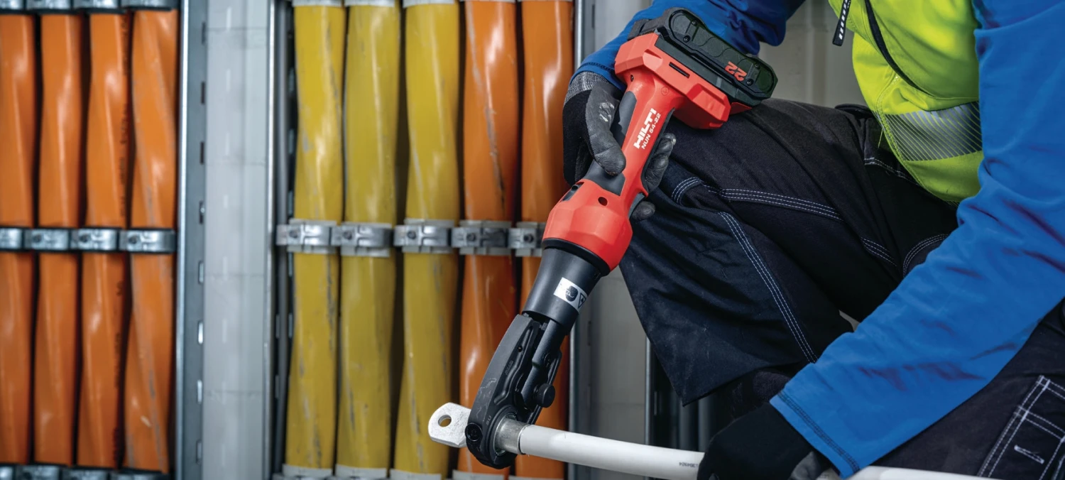 NUN 54-22 Cordless 6-Ton Cable Crimper And Cutter 2 NUN 54-22 Cordless 6-Ton Cable Crimper And Cutter - Image 2